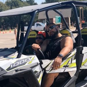 Meet your Posher, Alvaro